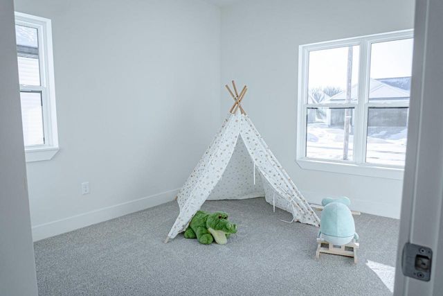 3433 PAULA STREET, Green Bay, WI 54311