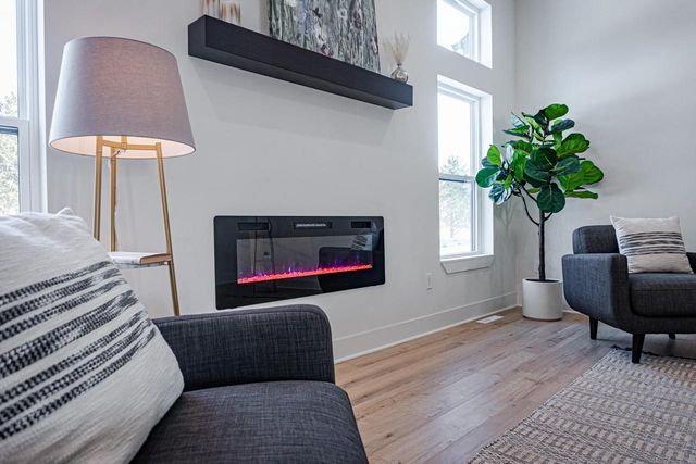 3433 PAULA STREET, Green Bay, WI 54311