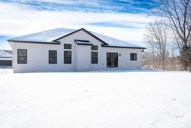 3433 PAULA STREET, Green Bay, WI 54311