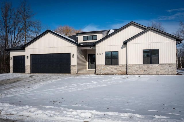 3433 PAULA STREET, Green Bay, WI 54311