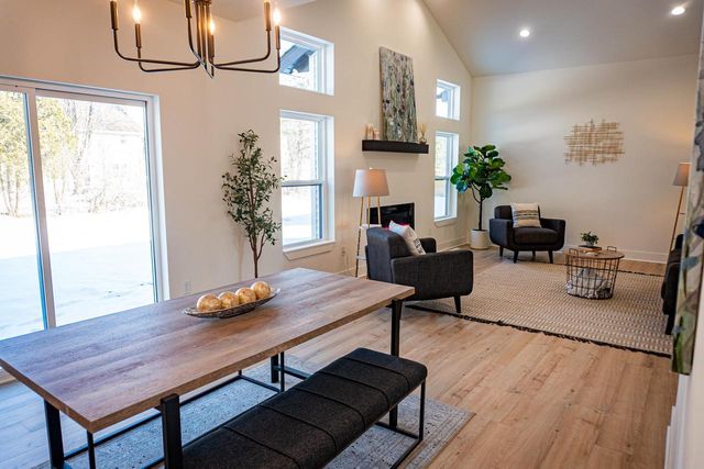 3433 PAULA STREET, Green Bay, WI 54311