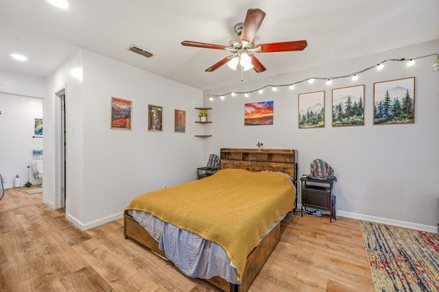 1005 Spanish Trail Drive, Granbury, TX 76048