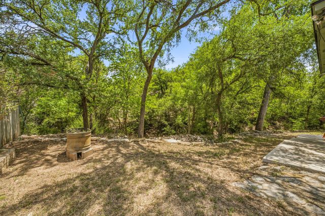 1005 Spanish Trail Drive, Granbury, TX 76048