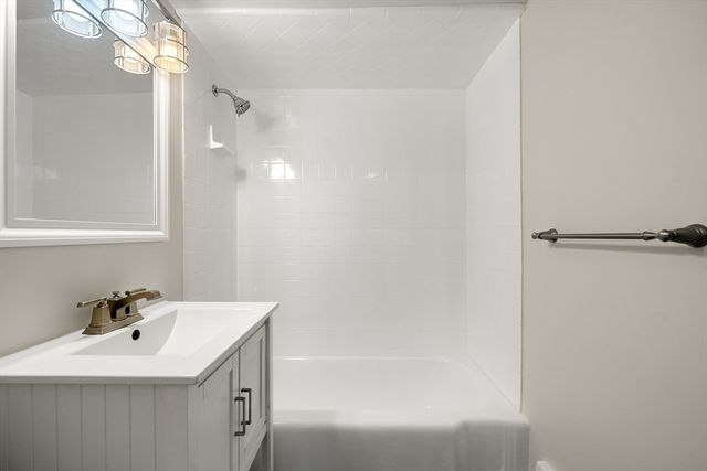 1105 Lexington Street 9-2, Waltham, MA 02452