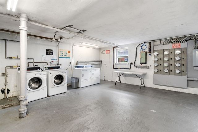 1105 Lexington Street 9-2, Waltham, MA 02452