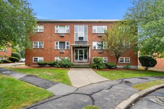 1105 Lexington Street 9-2, Waltham, MA 02452