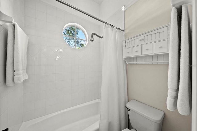 3224 W LAWN AVENUE, Tampa, FL 33611