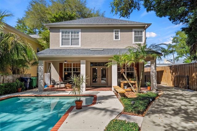 3224 W LAWN AVENUE, Tampa, FL 33611