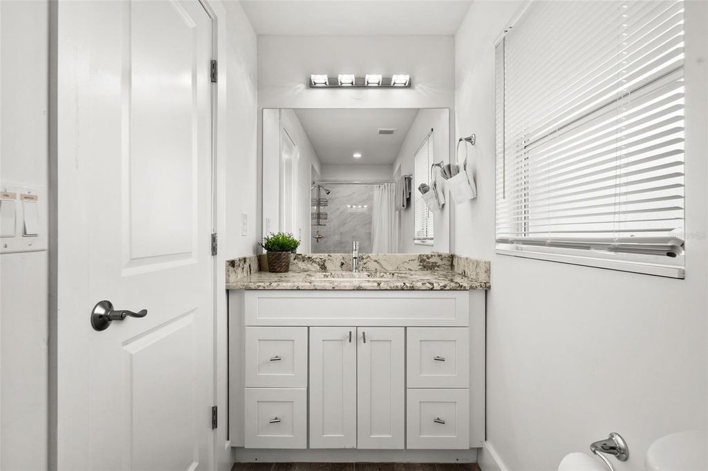 Image 19 of property listing at 5122 SW 3RD AVENUE, Cape Coral, FL 33914