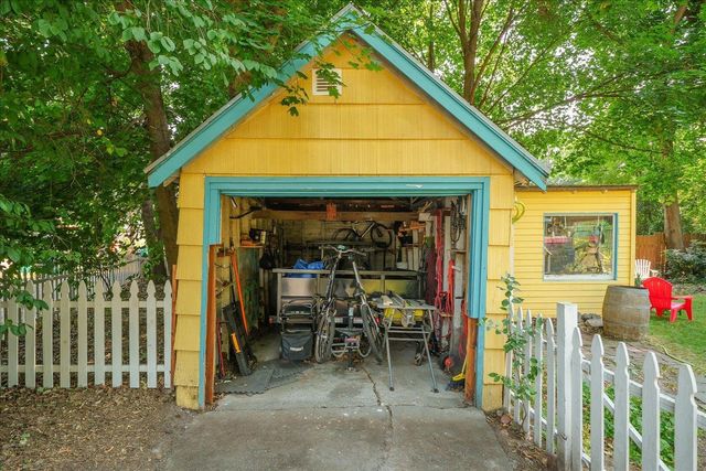 424 E 26th Ave, Spokane, WA 99203