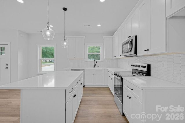 502 N Pine Street, Cherryville, NC 28021