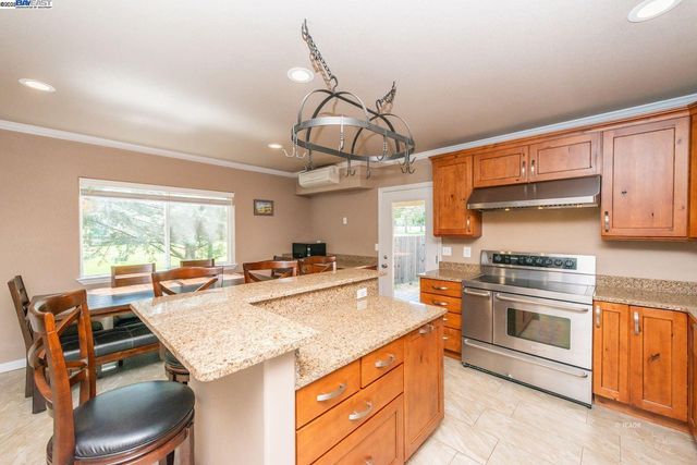 250 Mary Ave., Trinity Center, CA 96091