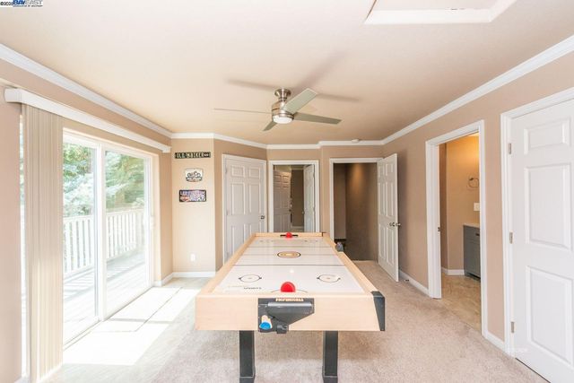 250 Mary Ave., Trinity Center, CA 96091