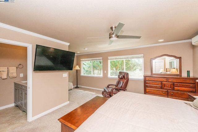 250 Mary Ave., Trinity Center, CA 96091