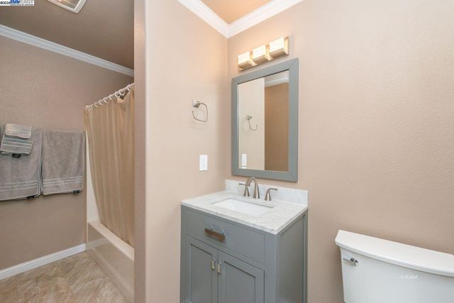 250 Mary Ave., Trinity Center, CA 96091