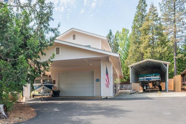 250 Mary Ave., Trinity Center, CA 96091