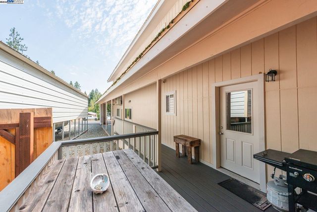 250 Mary Ave., Trinity Center, CA 96091