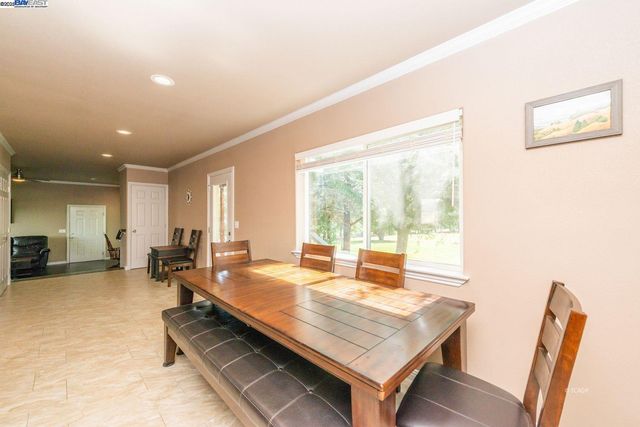 250 Mary Ave., Trinity Center, CA 96091