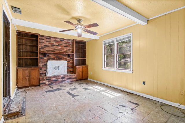 5011 W 55th Street, Little Rock, AR 72209