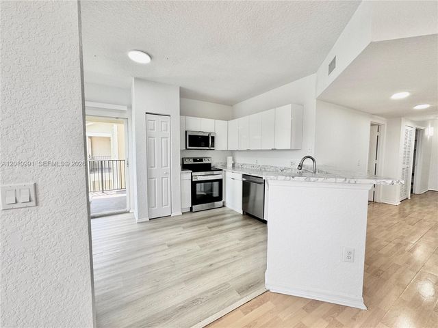 2311 Belmont Ln 2311, North Lauderdale, FL 33068