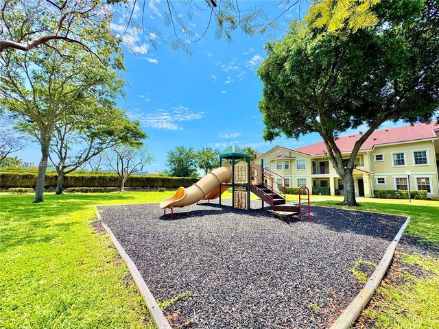 2311 Belmont Ln 2311, North Lauderdale, FL 33068