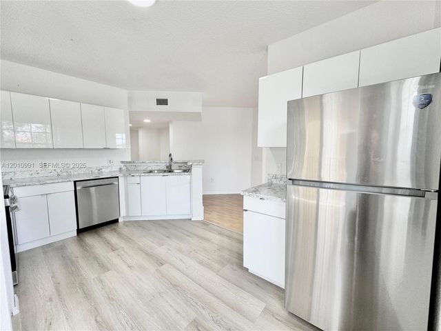2311 Belmont Ln 2311, North Lauderdale, FL 33068