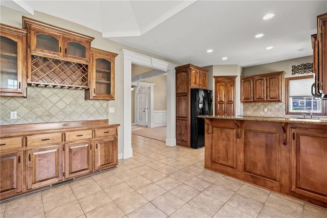 1709 Cambridge Circle, Kearney, MO 64060