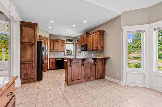 1709 Cambridge Circle, Kearney, MO 64060