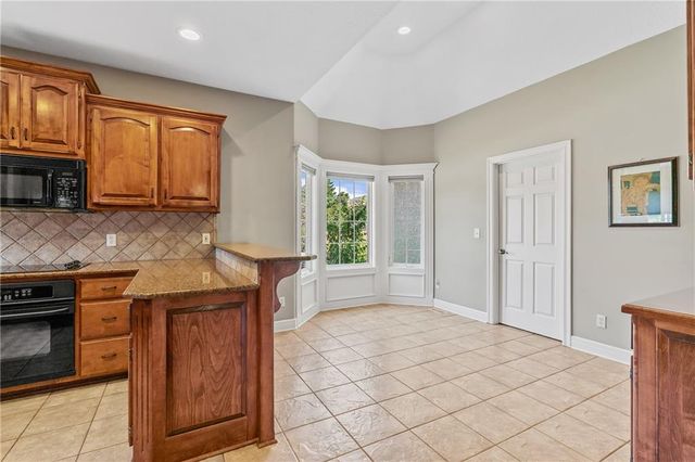 1709 Cambridge Circle, Kearney, MO 64060