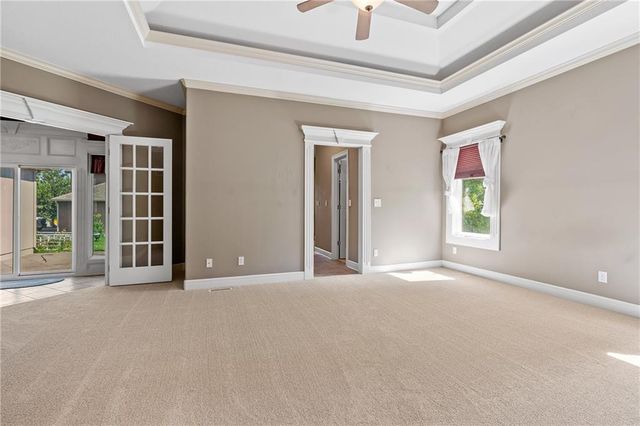 1709 Cambridge Circle, Kearney, MO 64060