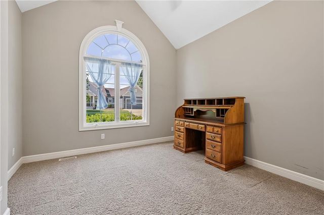 1709 Cambridge Circle, Kearney, MO 64060