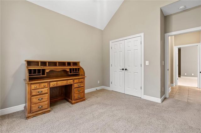 1709 Cambridge Circle, Kearney, MO 64060