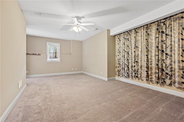 1709 Cambridge Circle, Kearney, MO 64060