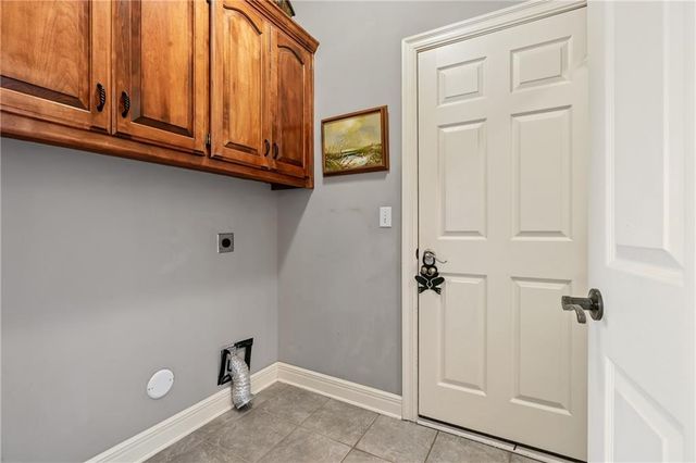 1709 Cambridge Circle, Kearney, MO 64060