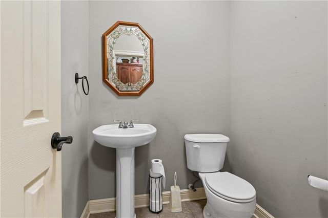 1709 Cambridge Circle, Kearney, MO 64060