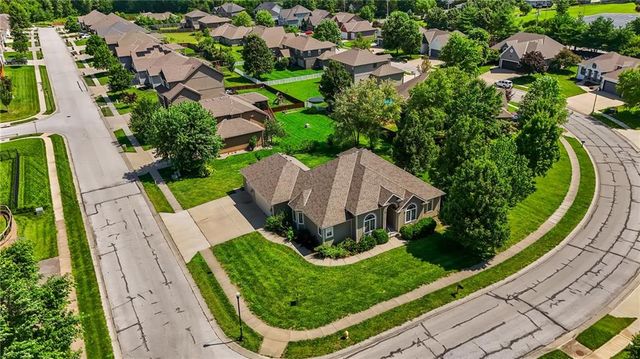1709 Cambridge Circle, Kearney, MO 64060