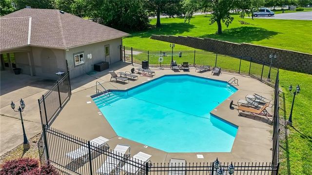 1709 Cambridge Circle, Kearney, MO 64060