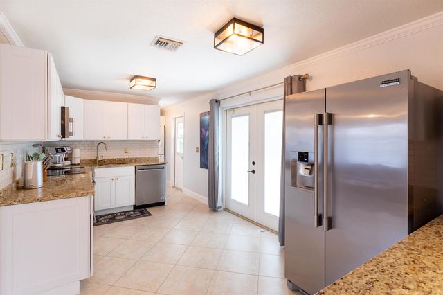 9507 Bellewood Street, Palm Beach Gardens, FL 33410