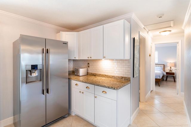 9507 Bellewood Street, Palm Beach Gardens, FL 33410
