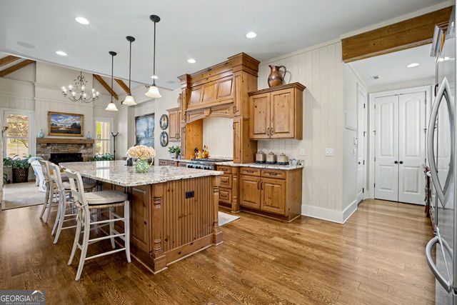 555 Woodward Drive, Fayetteville, GA 30215