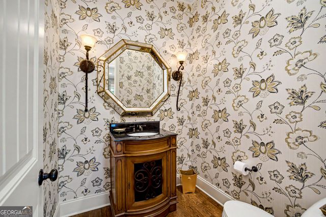 555 Woodward Drive, Fayetteville, GA 30215