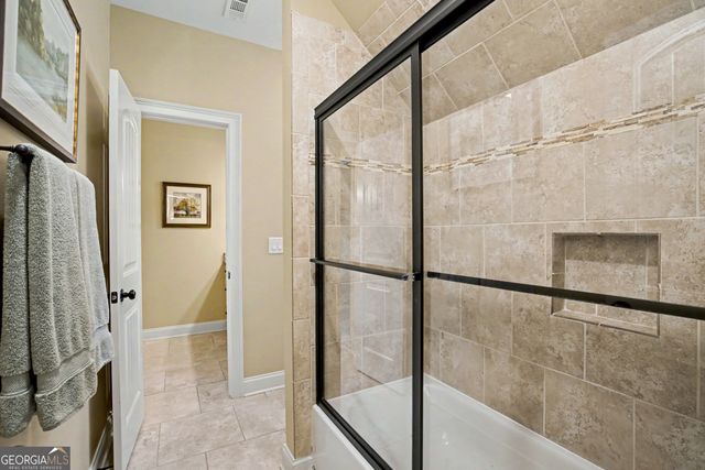 555 Woodward Drive, Fayetteville, GA 30215