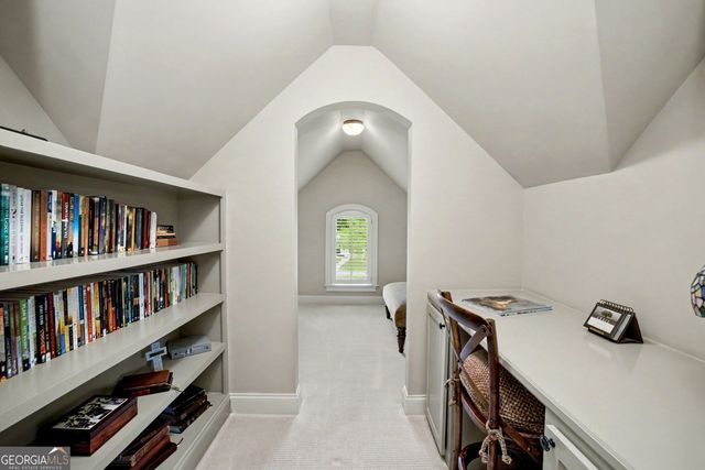 555 Woodward Drive, Fayetteville, GA 30215