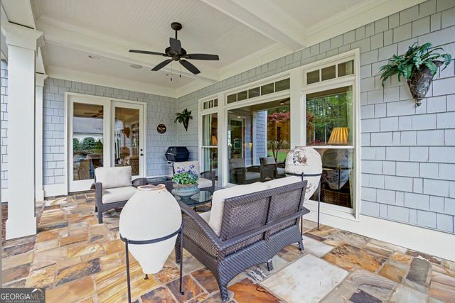 555 Woodward Drive, Fayetteville, GA 30215