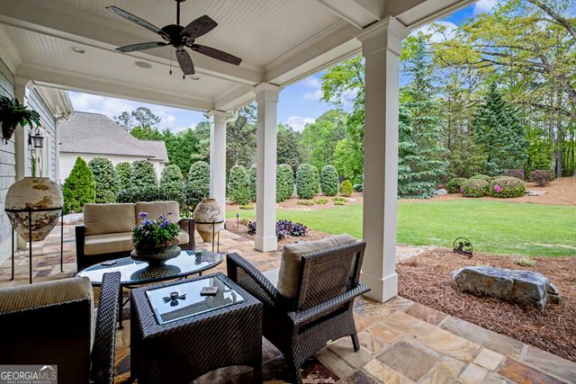 555 Woodward Drive, Fayetteville, GA 30215