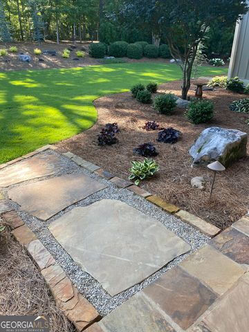 555 Woodward Drive, Fayetteville, GA 30215