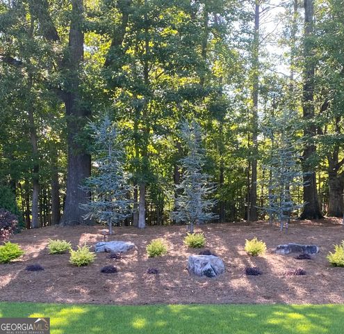 555 Woodward Drive, Fayetteville, GA 30215