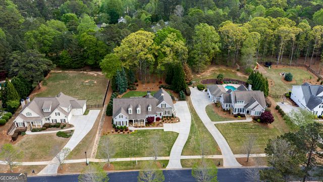 555 Woodward Drive, Fayetteville, GA 30215