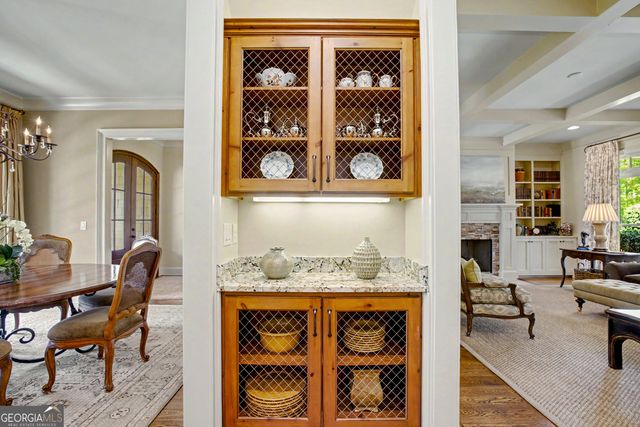 555 Woodward Drive, Fayetteville, GA 30215