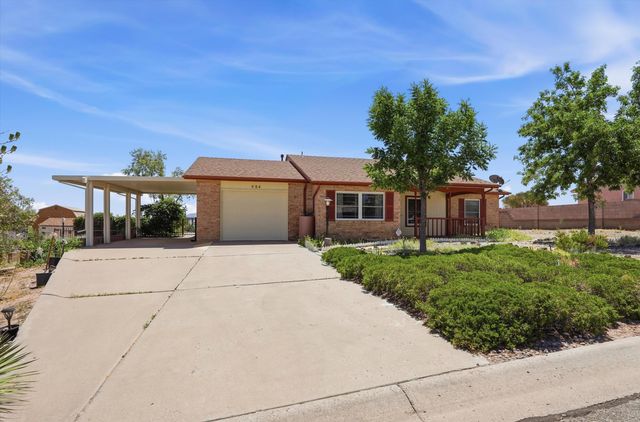 484 Sandstone Drive NE, Rio Rancho, NM 87124